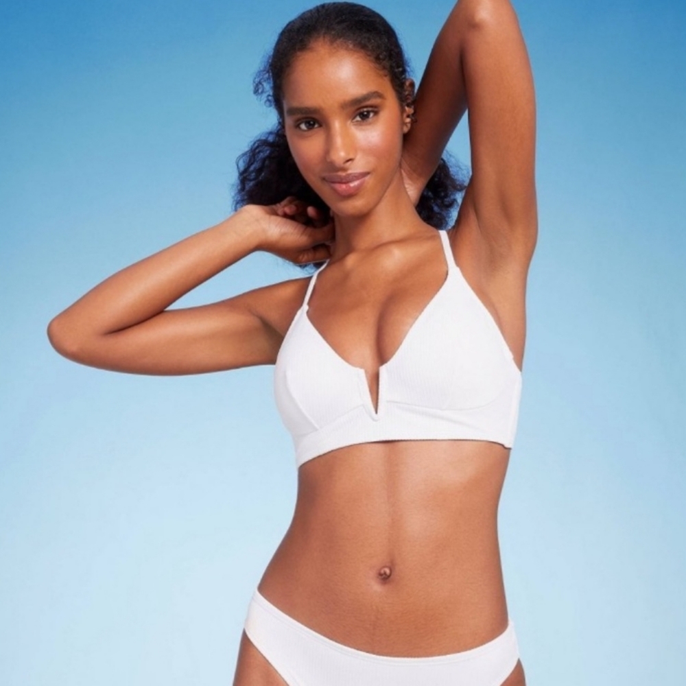 Shade & Shore NWT White Bikini Top - Picture 2 of 6